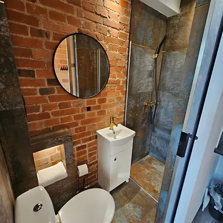 Karpacka 8 Hostel Bydgoszcz Exterior photo