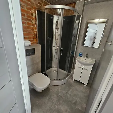 Karpacka 8 Hostel Bydgoszcz Exterior photo