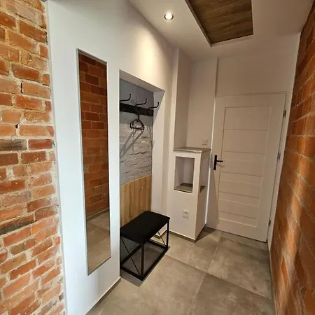 Karpacka 8 Hostel Bydgoszcz Exterior photo